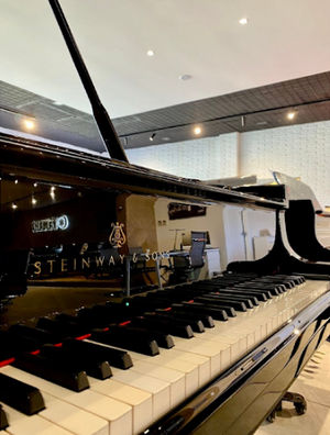 Steinway C 227 (7'6") - 1915 ONLINE INVENTORY Call for Availability